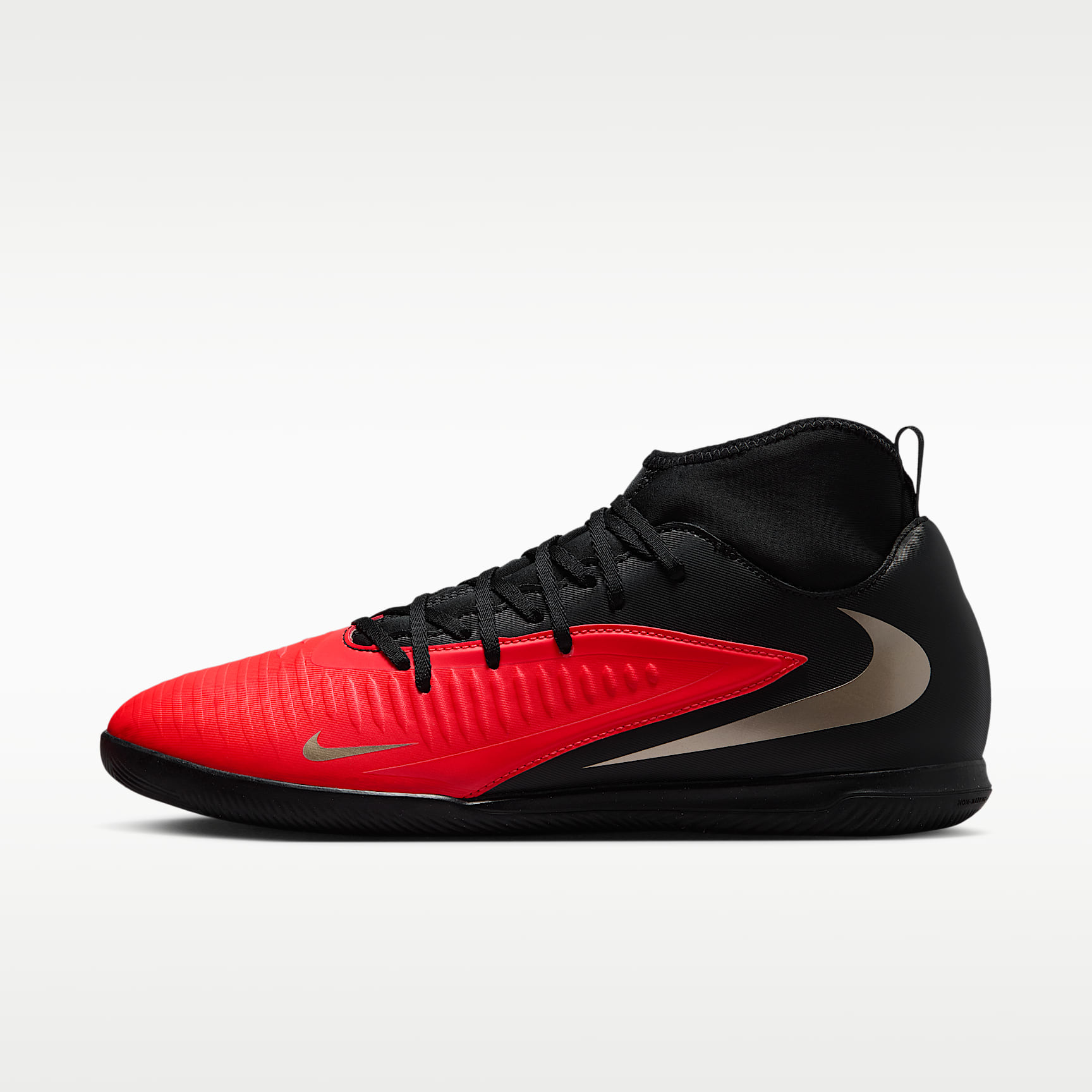 Nike Phantom 6 High Club Indoor/Court Football Boots. Nike CA